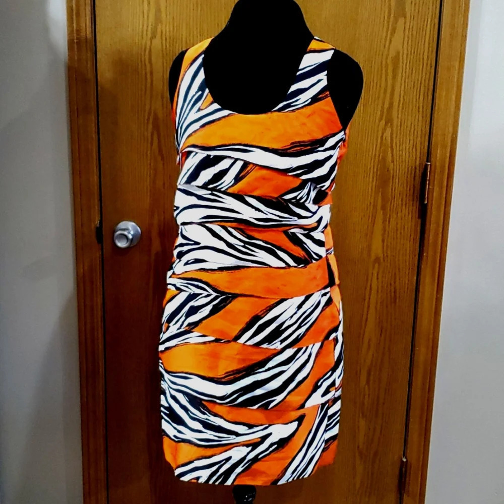 Michael kors tiger stripes tiered orange black dress